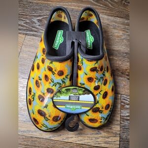 Groundwork Womens Size 10 Rubber Slip On Clogs Sunflowers Garden